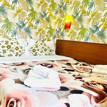 Green Guesthouse โรม ภายนอก รูปภาพ