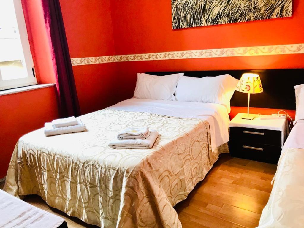 Green Guesthouse โรม ภายนอก รูปภาพ