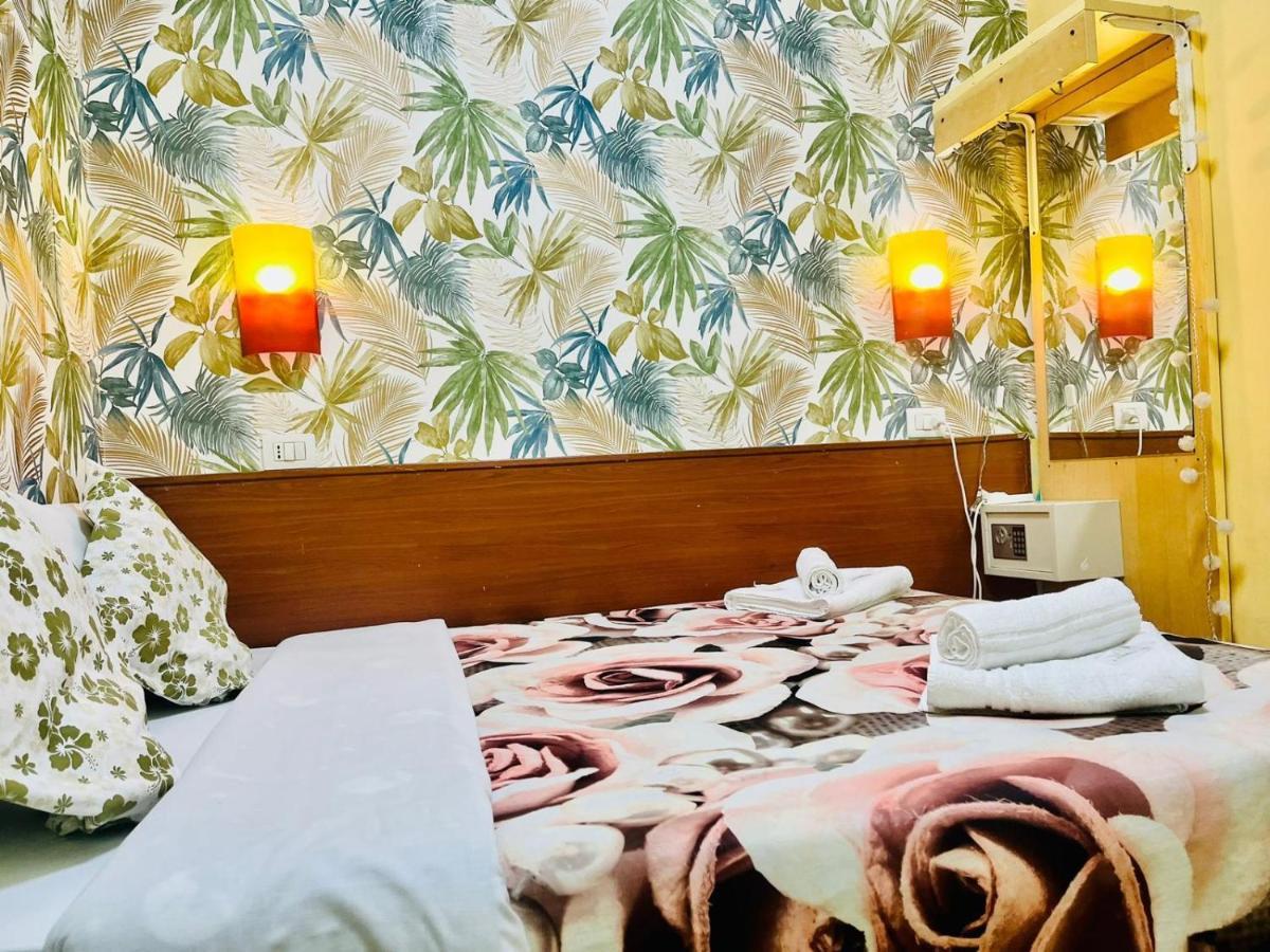 Green Guesthouse โรม ภายนอก รูปภาพ