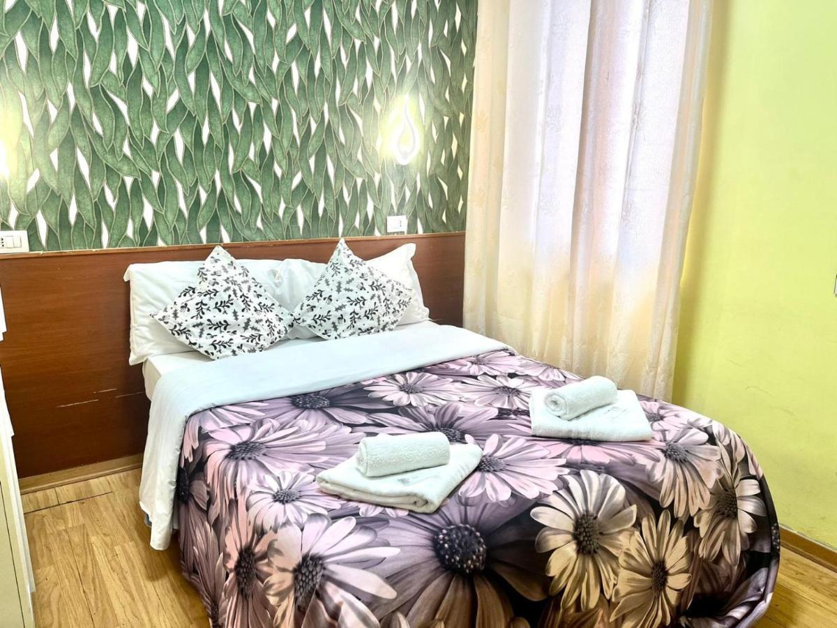 Green Guesthouse โรม ภายนอก รูปภาพ